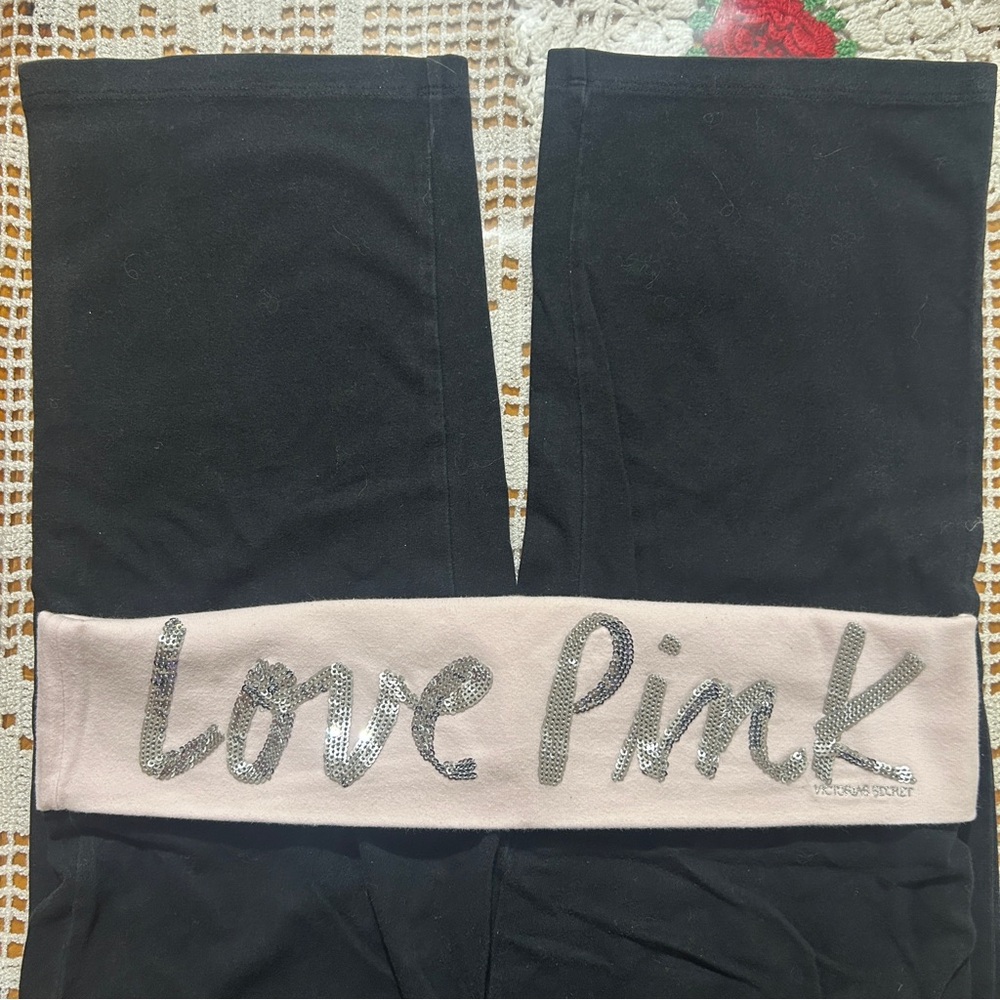 Victoria’s Secret Baby Pink Fold-over Capris Leggings